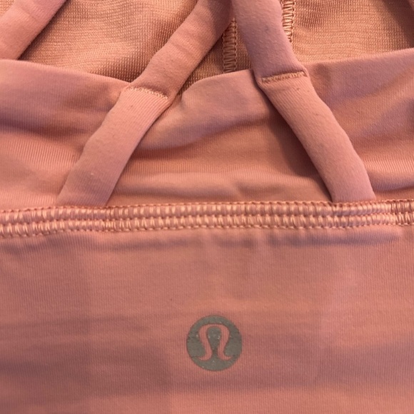 Women's Lululemon Free to Be Serene Sports Bra Size 2 - Picture 3 of 4